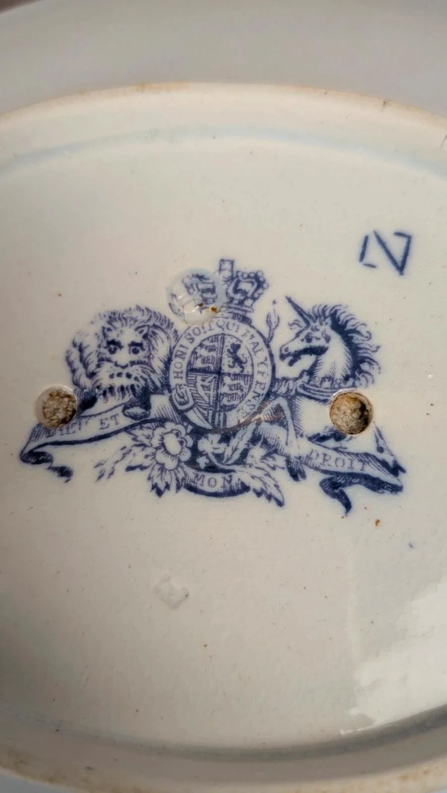 Salsera antigua inglesa de loza fina – decoración violeta – Siglo XIX – photo 7